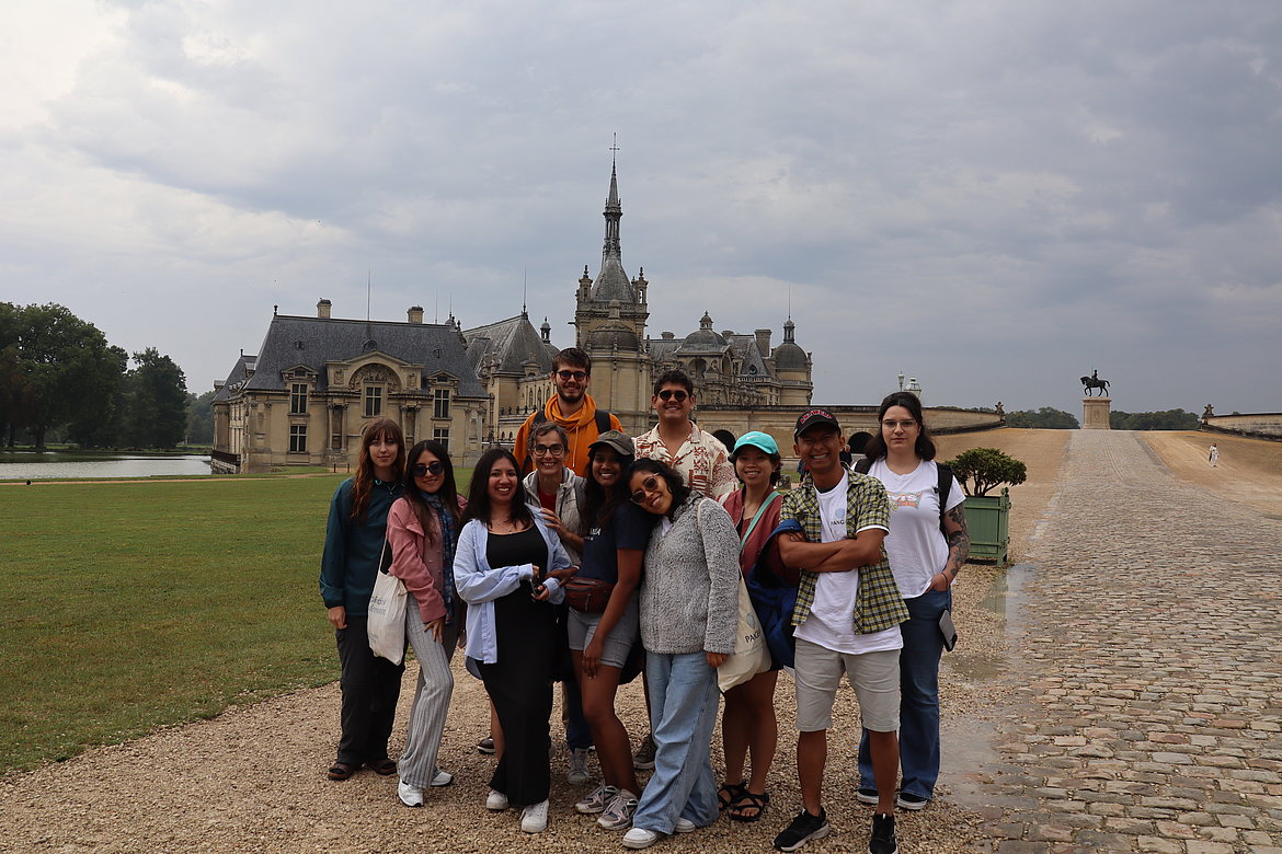 Students in Chantilly